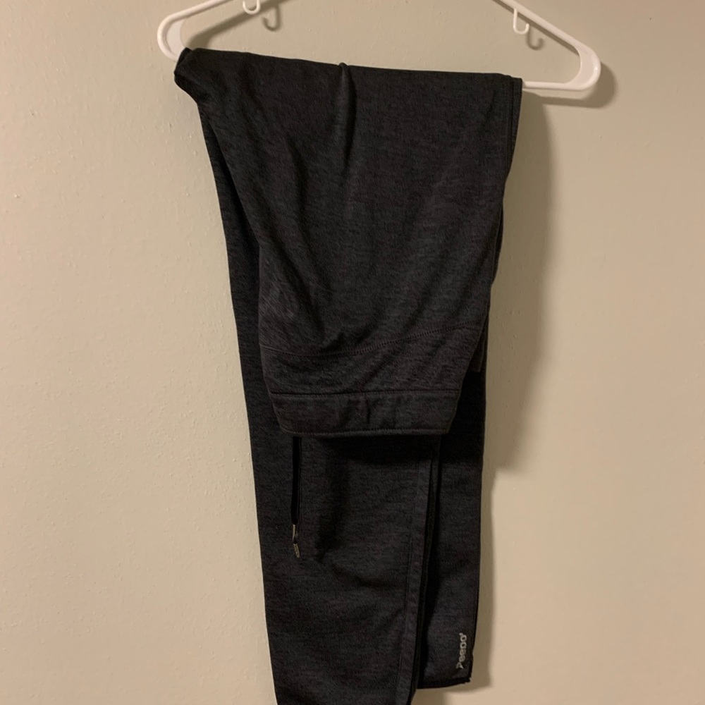 Women’s Reebok jogger M